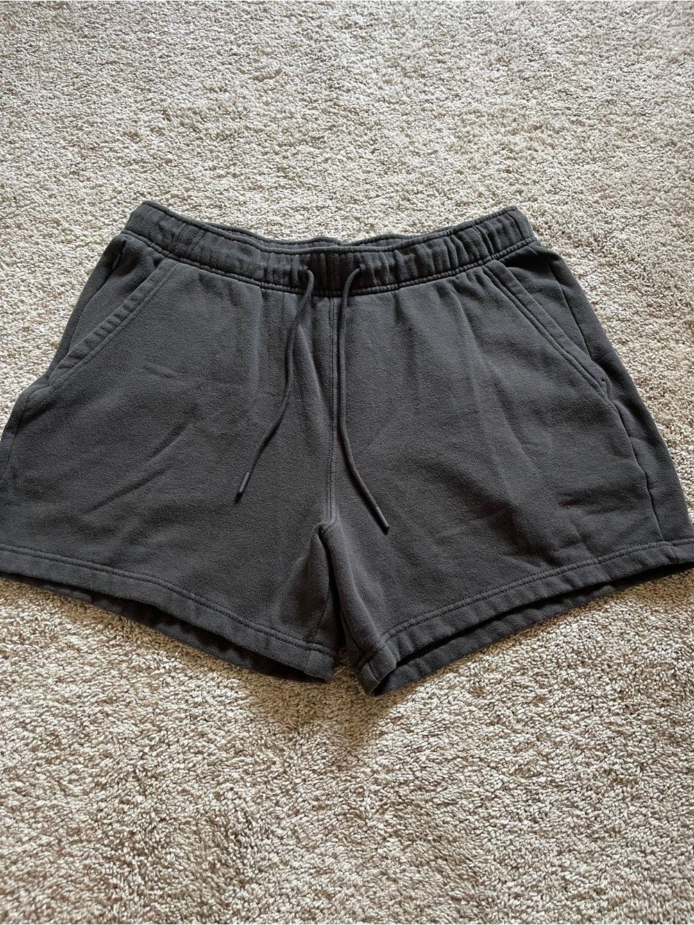 Aeropostale Aero Men’s Dark Grey Sweat Shorts Size Medium Drawstring 5” Inseam